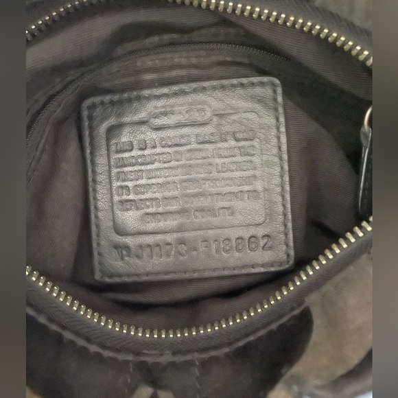 COACH Black Signature Chain Hobo Crossbody - Picture 7 of 9